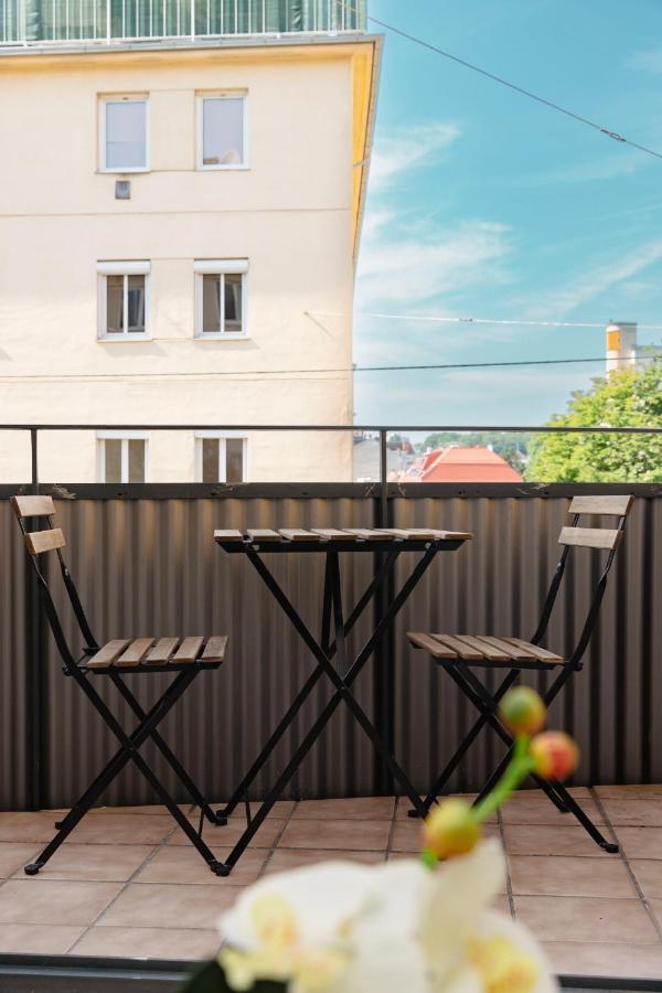 Beautiful 2-Bedroom Apartment Near Schoenbrunn Wien Ngoại thất bức ảnh