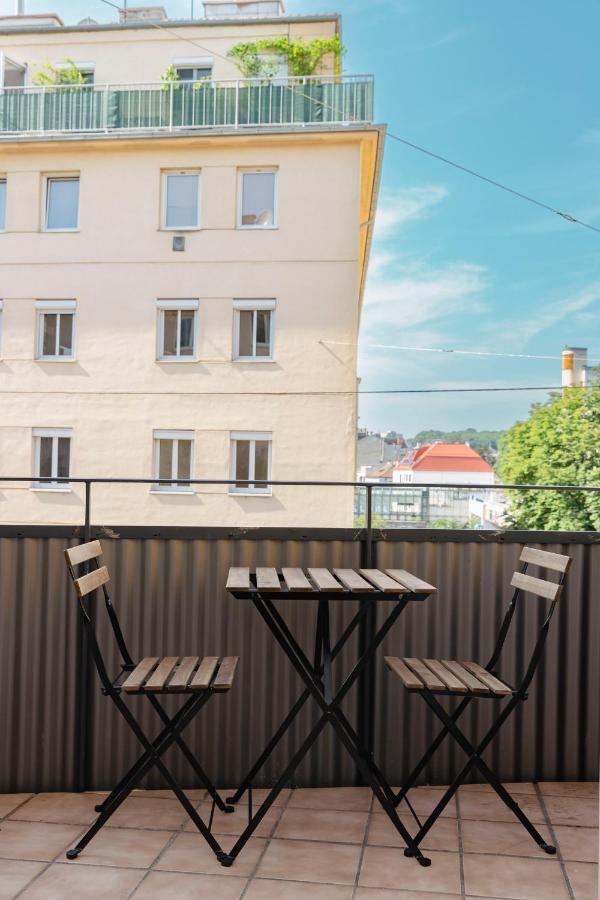 Beautiful 2-Bedroom Apartment Near Schoenbrunn Wien Ngoại thất bức ảnh