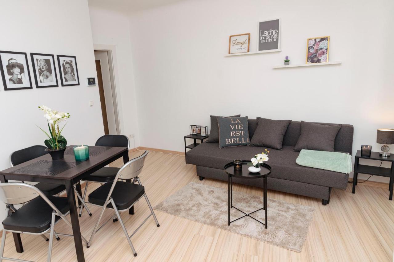 Beautiful 2-Bedroom Apartment Near Schoenbrunn Wien Ngoại thất bức ảnh